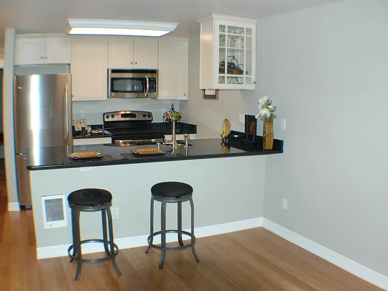 2128 SW Holden St #C207 — Photo 47