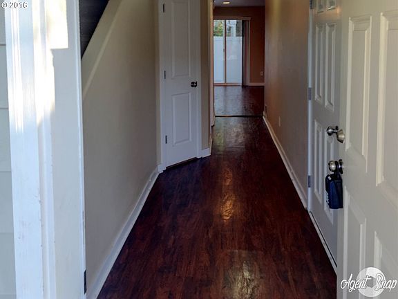4th image of 7813 NE 62nd St