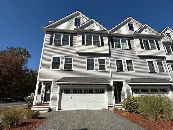 66 Compass Poin #66, North Andover, MA 01845