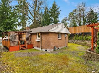 210 SW 129th St, Burien, WA 98146