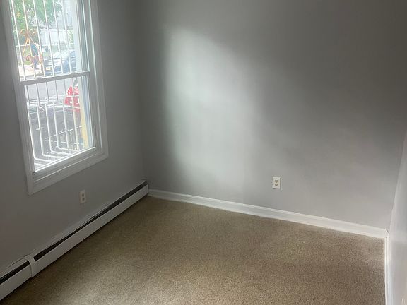 3rd image of 794 S 14th St Floor 1