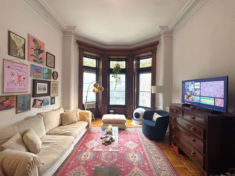 1st image of 837 Carroll St APT 2A