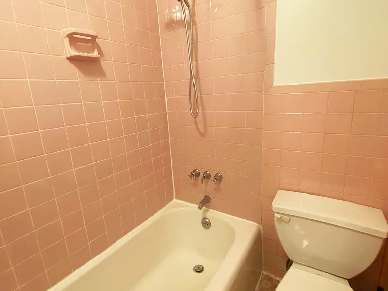 320 Washington Ave #1 — Photo 10