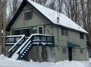 504 Mineola Cir, Pocono Lake, PA