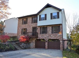 17 Kohleen Dr, Mc Kees Rocks, PA 15136