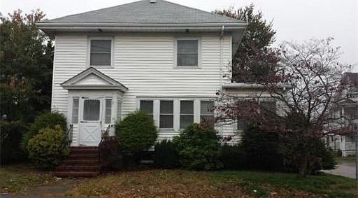 1st image of 28 Spear St