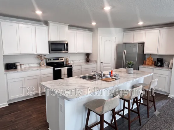 12571 Russian Olive Rd, Jacksonville, FL