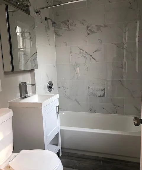 2840 N Albany Ave #1W — Photo 6