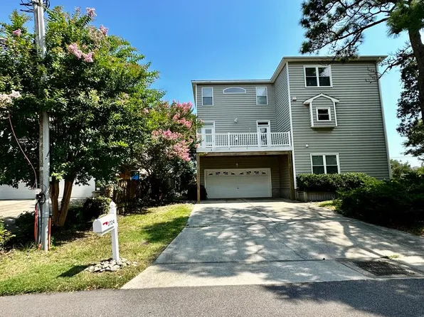 3724 Surry Rd, Virginia Beach, VA 23455