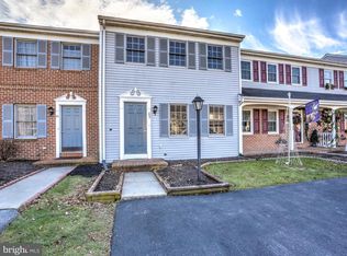 65 Robin Hill Dr, Lititz, PA 17543