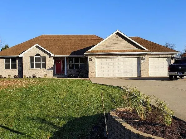 5839 Indian Trl, Rochelle, IL 61068