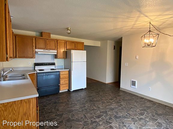 5th image of 8514 NE 161st Ave