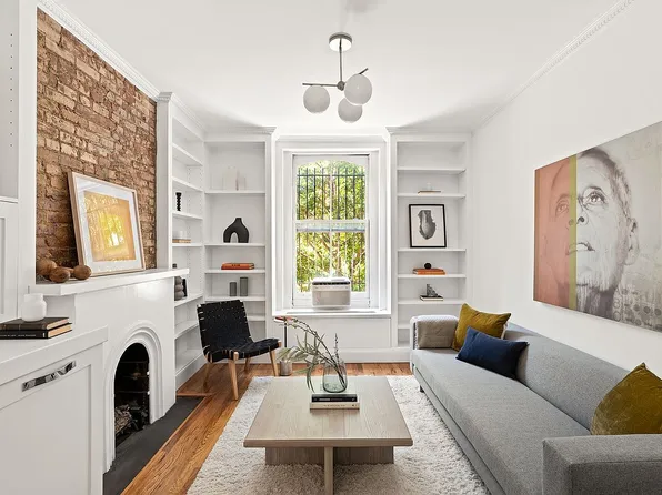 12 Warren Pl, Brooklyn, NY 11201