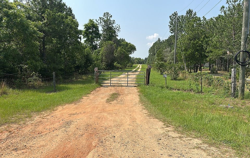 1st image of 2078 Fort Perry Rd
