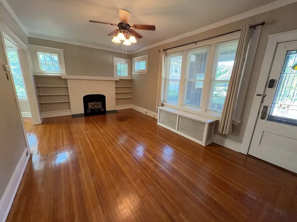 2581 Madison Rd Apt 1 — Photo 4