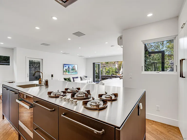 7135 Olivetas Ave — Photo 12