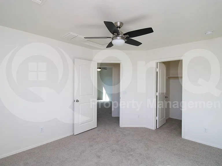 11443 W Saint John Rd — Photo 15