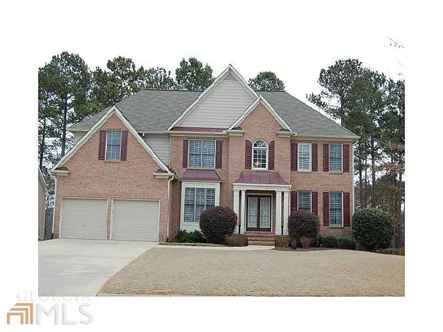 830 Valley Dr photo 1