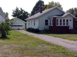 412 W Chicago Rd, Sturgis, MI 49091