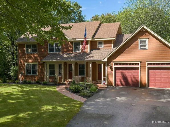 11 Cardinal Ln, Windham, ME 04062