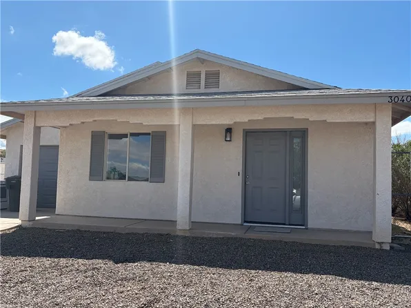 3040 Pacific Avenue, Kingman, AZ 86401