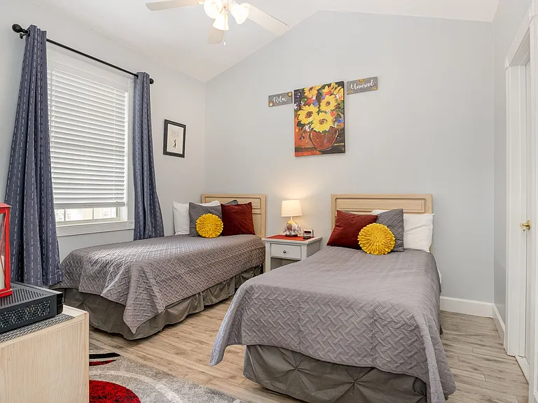Wild Iris Dr — Photo 29
