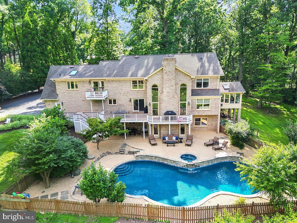 1st image of 431 Olympia Way