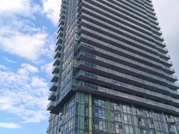 170 Fort York Blvd #309, Toronto, ON M5V 0E6