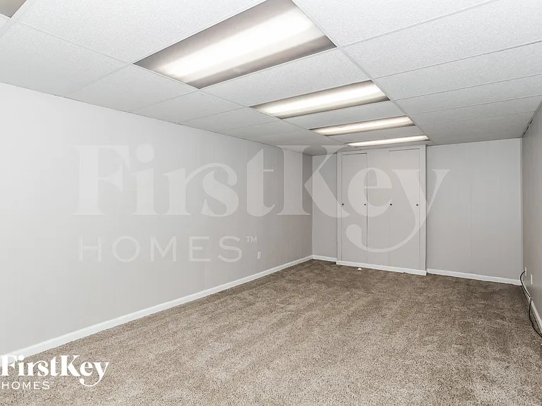 3938 Schroeder Dr — Photo 13