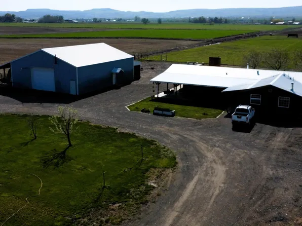 2333 Valley Rd, Midvale, ID 83645