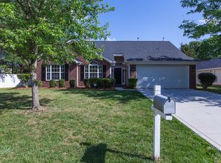 3211 Meadow Stone Ct, Charlotte, NC 28273