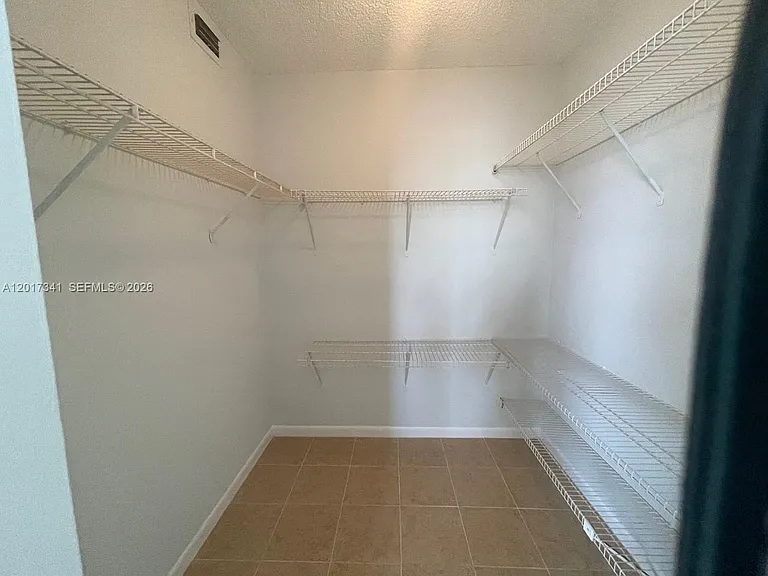 117 Lake Emerald Dr #308 — Photo 13