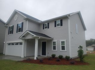 210 Summer Ranch Dr, Fuquay Varina, NC 27526