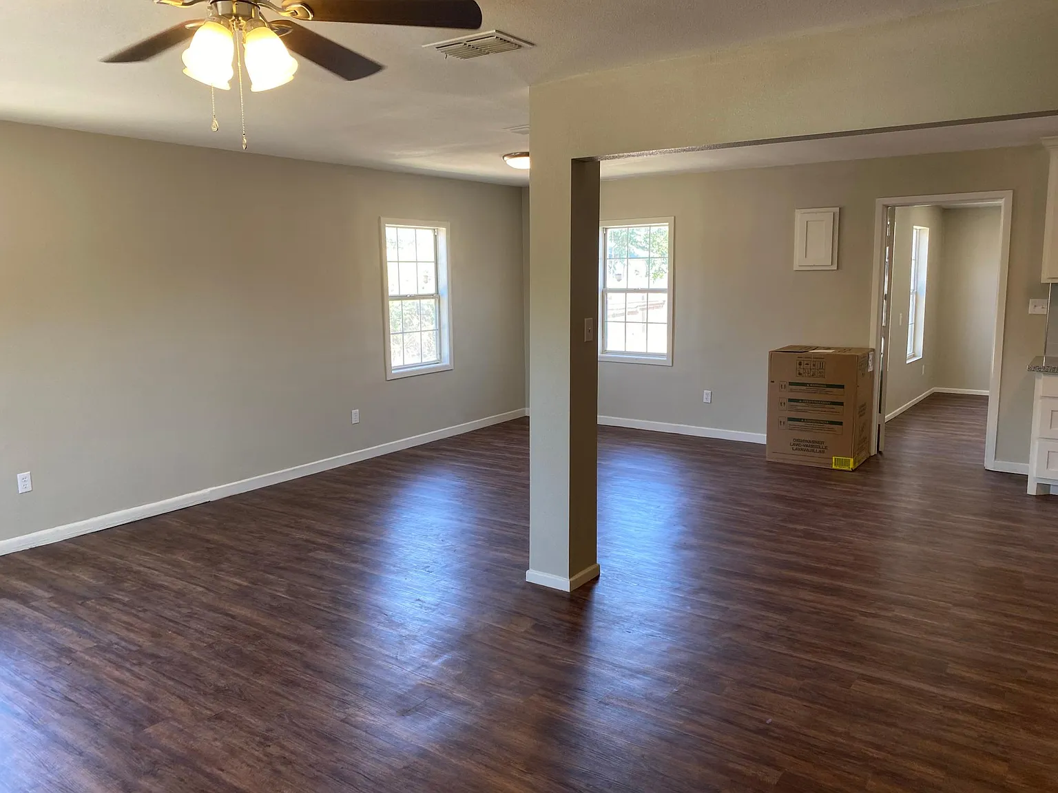 3 bed, 1575 sqft, $1,600 — Photo 3