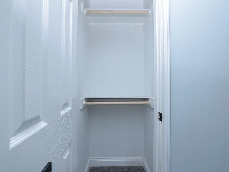 4120 Linn St #E — Photo 10