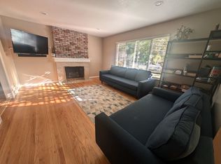 6 Holmsund Ct, Pleasant Hill, CA 94523