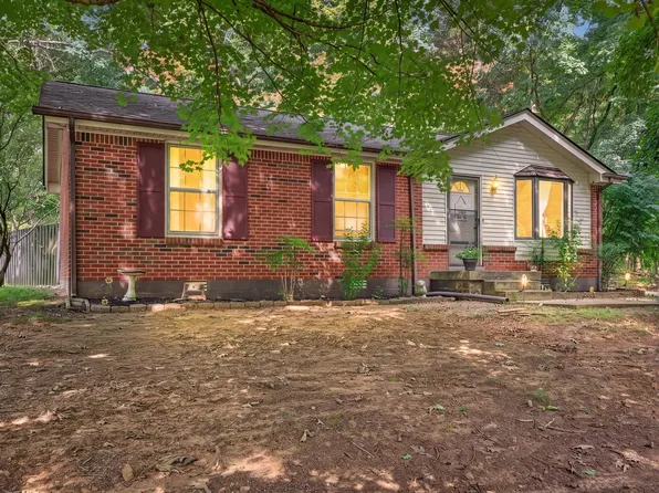 721 Kingsbury Rd, Clarksville, TN 37040