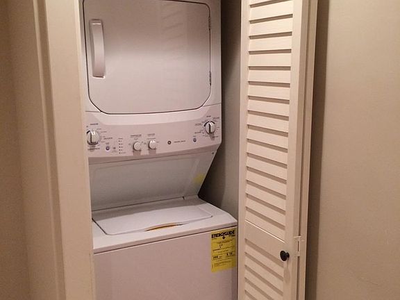 Laundry in Unit