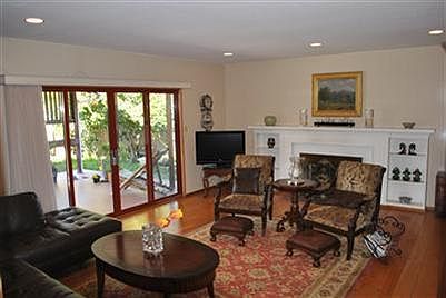 5th image of 6696 Lake Park Dr