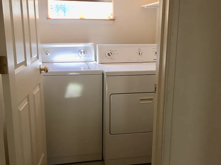 2661 Woodberry Dr — Photo 6