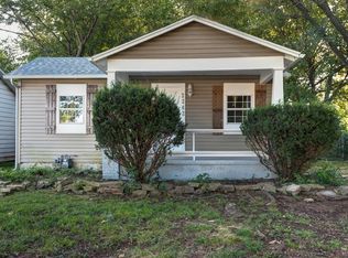 2242 N Farmer Ave, Springfield, MO 65803