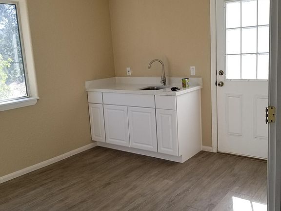 4th image of 10205B Stonehurst Dr
