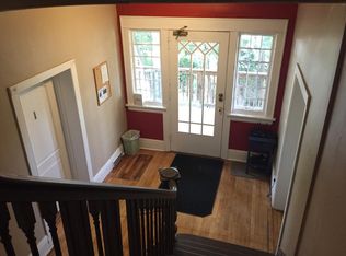 1374 J Ave NE APT 4, Cedar Rapids, IA 52402