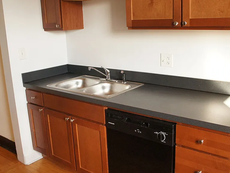 1949 Cuyler LLC — Photo 7