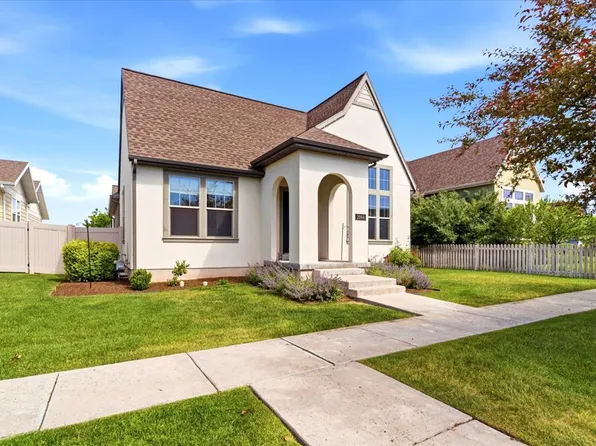 2064 W Orchard Harvest Dr, Kaysville, UT 84037