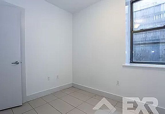 3rd image of 103 Quincy St #B
