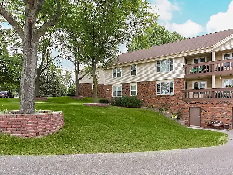 Morningside Hills Apartments — Photo 10