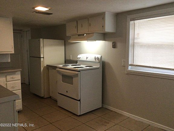 2nd image of 9009 2nd Ave