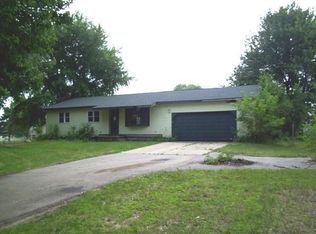 5275 Coldwater Rd, Lapeer, MI 48446