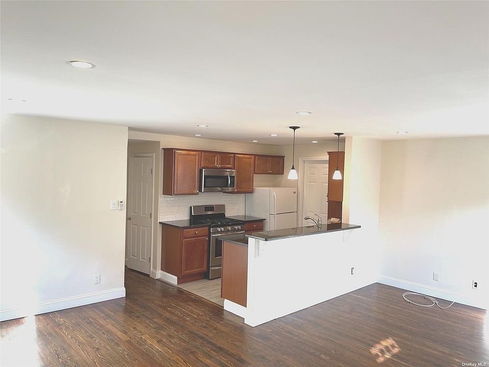 1st image of 19 Louisiana St #1